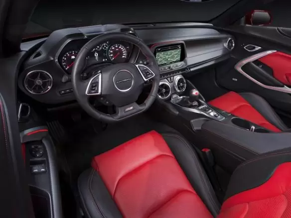 2016-chevrolet-camaro-017