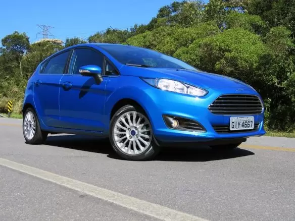 fiesta-ecoboost-e-up-tsi-carplace-34-774x581