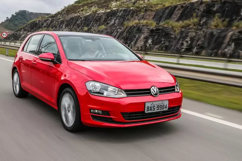 vw golf 3 cilindros 2017