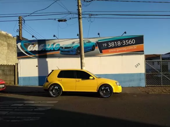 GOLF REBAIXADO